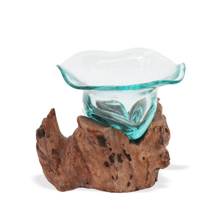 Cuenco de cristal fundido en madera